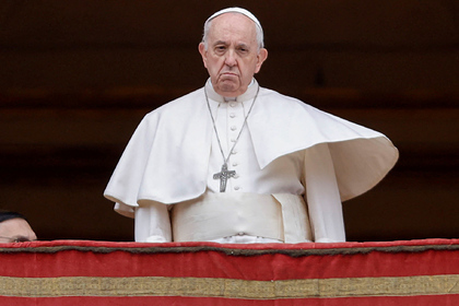 Папа Римский назвал три слова для укрепления брака