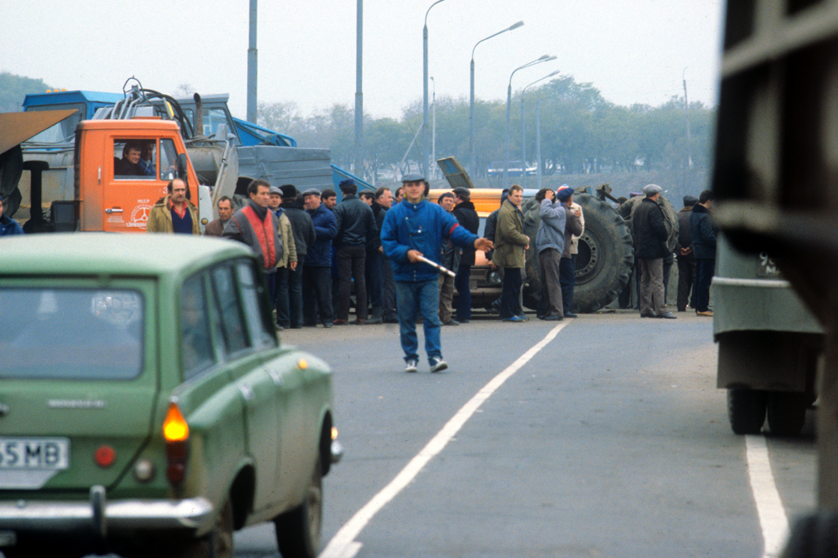 Дай мне пистолет и увози семью» 30 лет назад началась война в Приднестровье.  За что сражались и умирали его защитники?: Молдавия: Бывший СССР: Lenta.ru