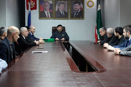 Кадыров и его родители стали заслуженными правозащитниками