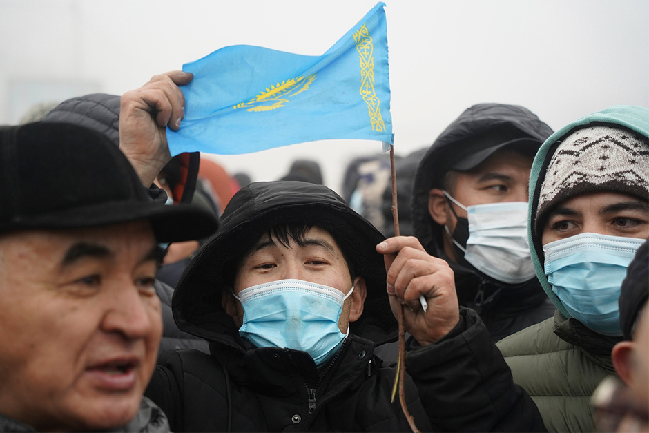 Протестующие в Алма-Ате, 5 января 2022 года