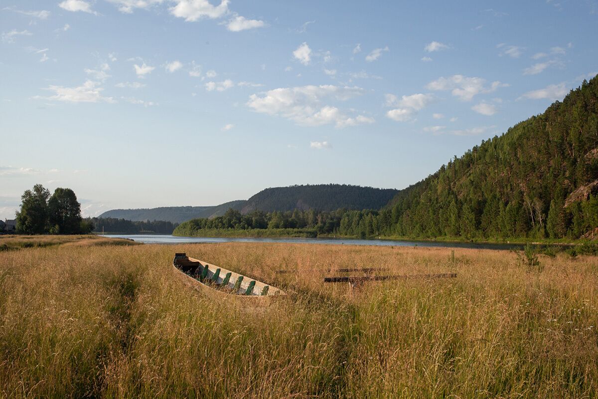 Окрестности посёлка Сереброво, река Бирюса