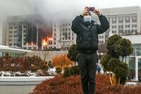 «На второй день начался апокалипсис» Протесты в Казахстане, погромы и захват аэропорта Алма-Аты глазами русских очевидцев