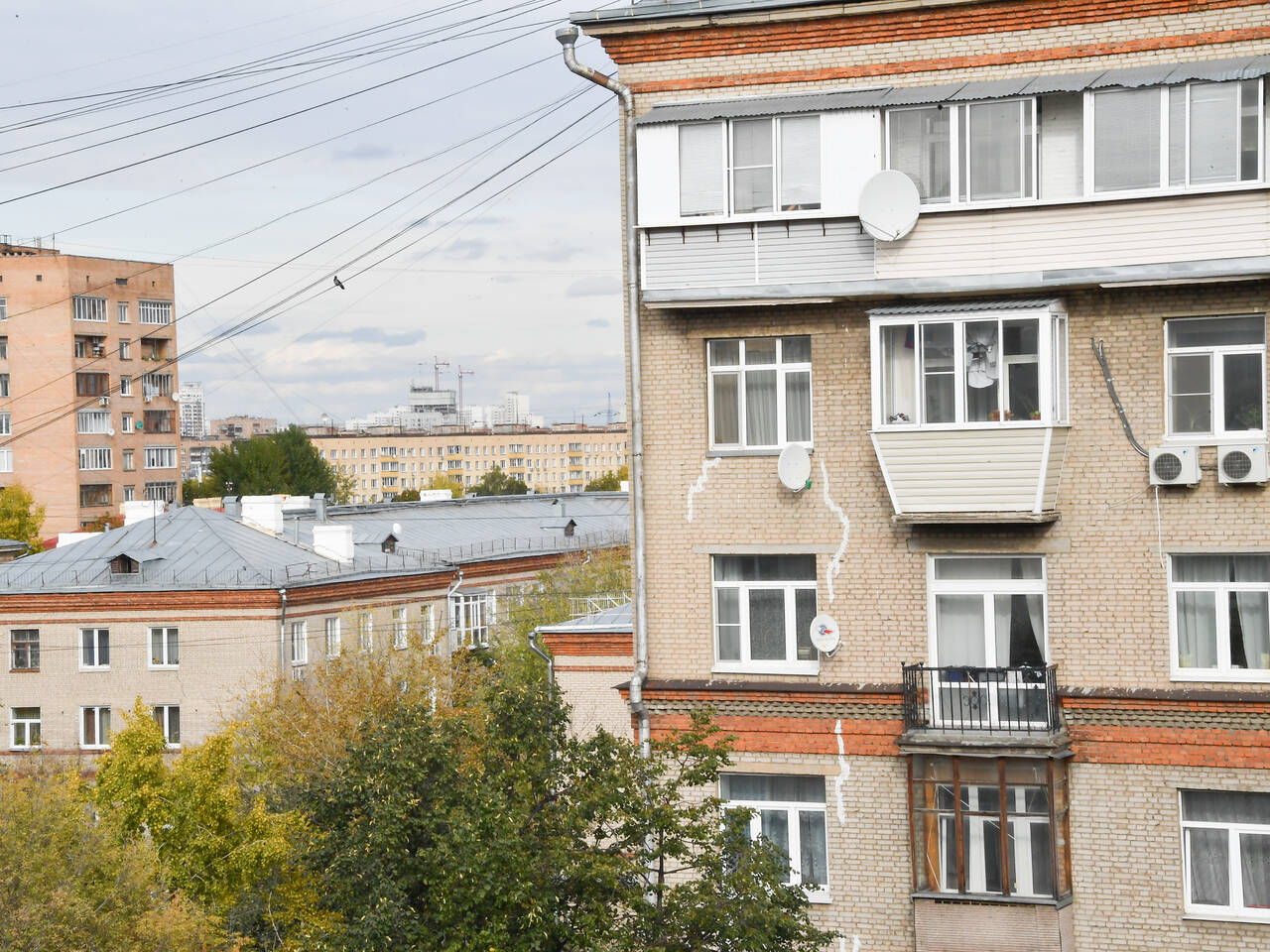 Россиянам назвали запрещенные к хранению на балконе вещи: Дом: Среда  обитания: Lenta.ru