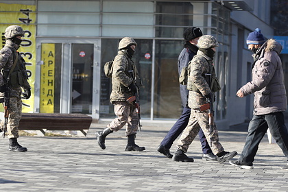 В Алма-Ате перекрыли улицы из-за антитеррористической операции