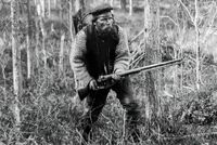 «Он убивал людей под звон набата» Как советский крестьянин расстрелял соседей и сжег деревню из мести за травлю