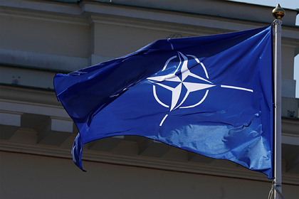 В Совфеде заявили о зависимости Франции от НАТО