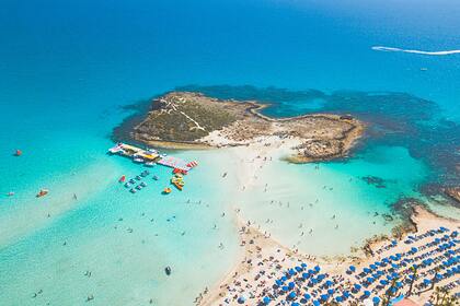 Кипр в очередной раз упростил правила въезда для иностранных туристов