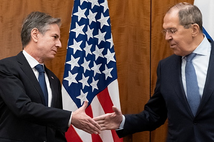 Политолог заявил об успехе «дипломатической игры» России с США и НАТО
