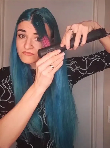 Окрашивание волос с помощью парфюма