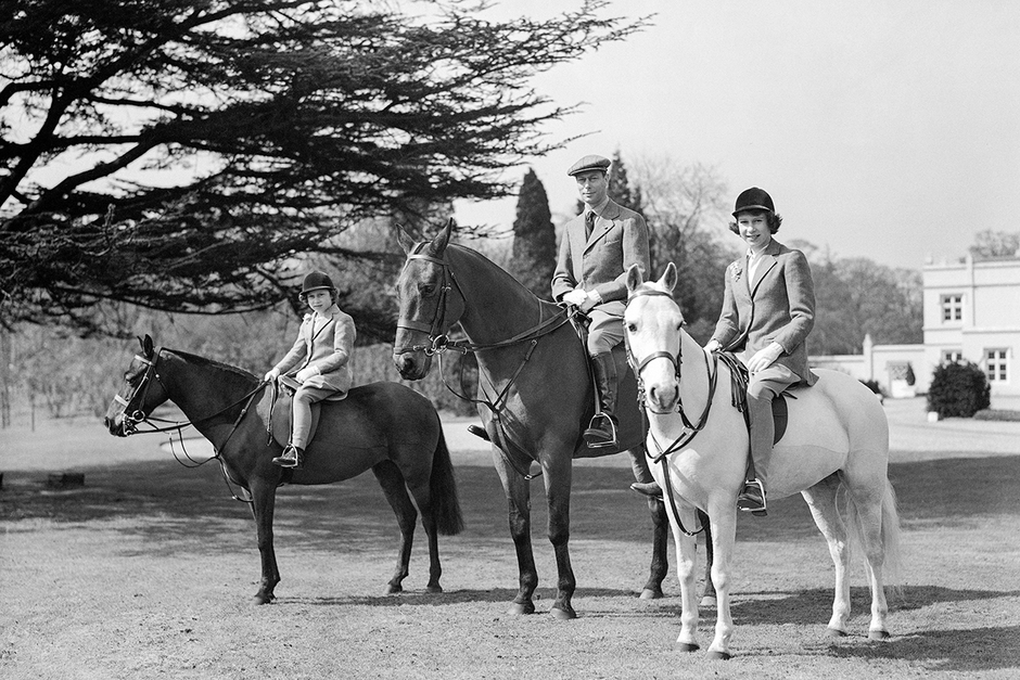 Георг VI с дочерями Елизаветой и Маргарет в 1939 году