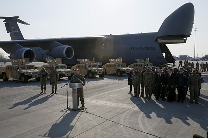 В Киев прибыл восьмой самолет с военной помощью из США