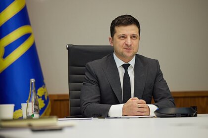 На Украине рассказали об имеющейся у Зеленского возможности «чихать на закон»
