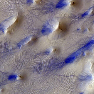Опубликованы новые фото поверхности Марса: Космос: Наука и техника: вторсырье-м.рф