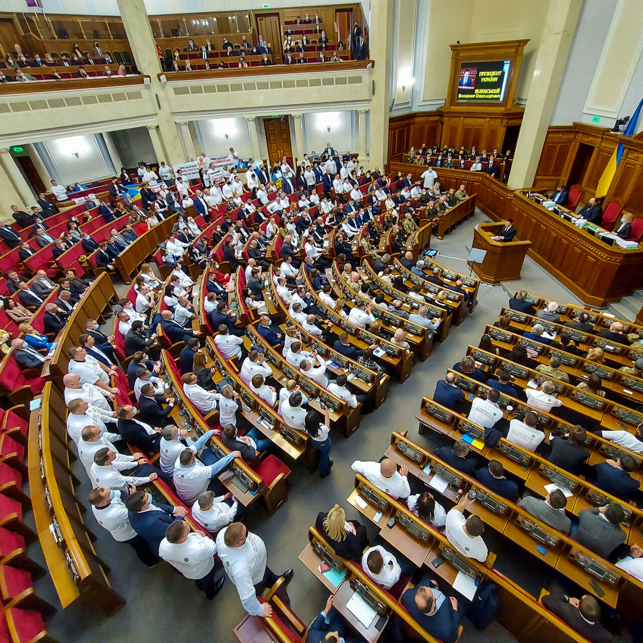 В Киеве назвали число уехавших с Украины депутатов: Украина: Бывший СССР:  Lenta.ru