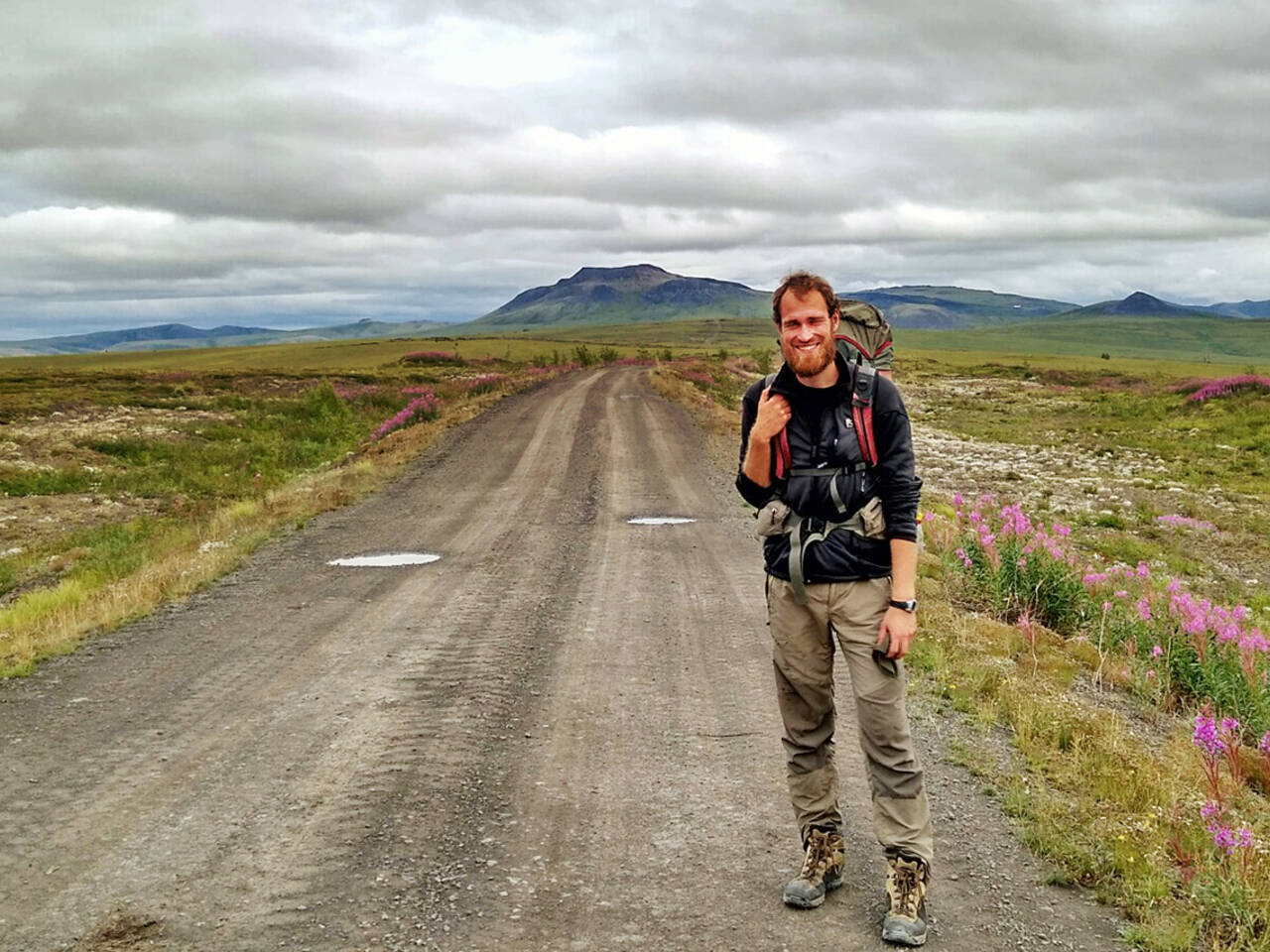 «Это похоже на Дикий Запад в Америке» История россиянина, который провел  три месяца в Арктике и столкнулся с медведями: Туризм: 69-я параллель:  Lenta.ru