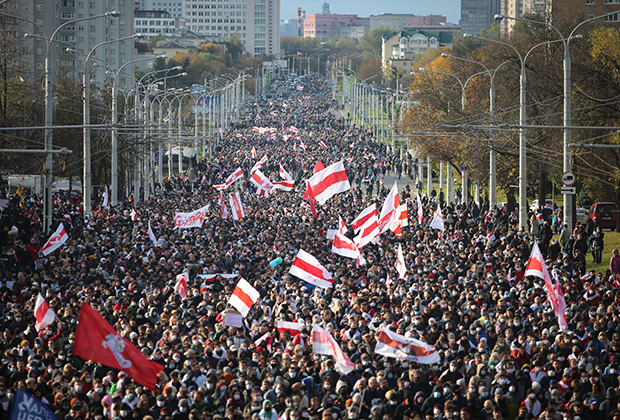 Протестующие в Минске, 18 октября 2020 года