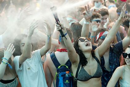Крупнейший музыкальный фестиваль мира отменил все ковидные ограничения