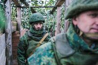 ДНР и ЛНР объявили об эвакуации населения в Россию. В Донбассе ожидают скорого наступления украинской армии