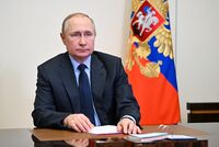 Путин поручил выплатить беженцам с Донбасса 10 тысяч рублей. Жителей ЛНР и ДНР разместят в Ростовской области