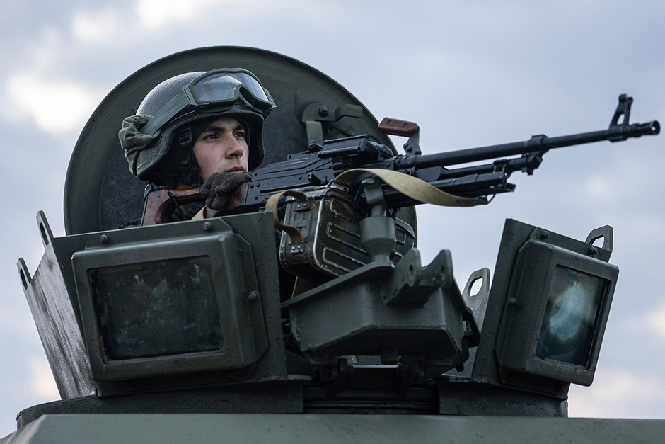 Солдат Национальной гвардии Украины в Харькове, 17 февраля 2022 года