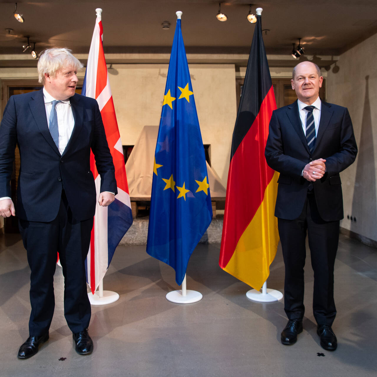 Выборы премьер министра германии. Премьер министр Германии. Канцлер Англии 2022. Премьер Германии 2022. Премьер-министр Германии сейчас.