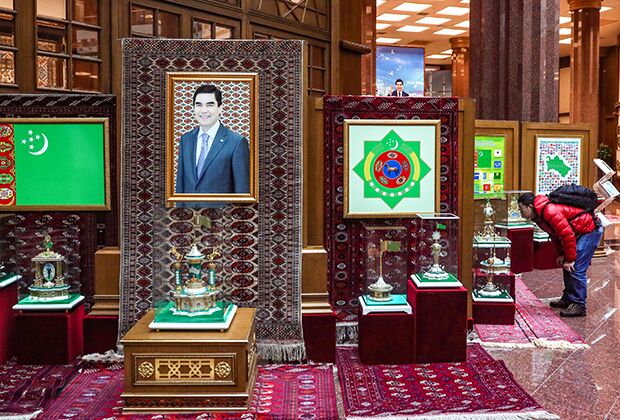 Музей президента Туркменистана в Ашхабаде