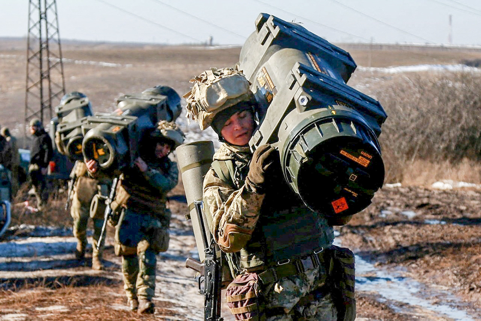Военнослужащие Вооруженных сил Украины на полигоне в Донецкой области, 15 февраля 2022 года