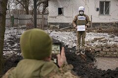 В ЛНР во время обстрела со стороны Украины был ранен мирный житель
