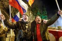 Россия признала независимость ДНР и ЛНР. Как страна отреагировала на решение Путина и что будет дальше?