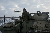 Россия начала военную операцию по защите ДНР и ЛНР. Как на это отреагировали США, Европа и Украина?
