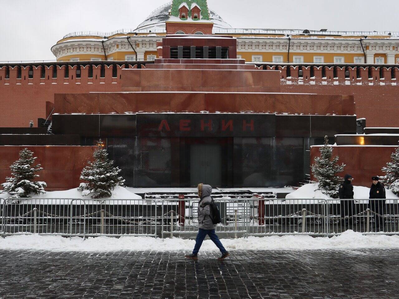 ФСО опровергла перекрытие Красной площади в Москве: Криминал: Силовые  структуры: Lenta.ru