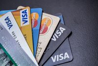 В России захотели создать конкурента Visa и Mastercard 