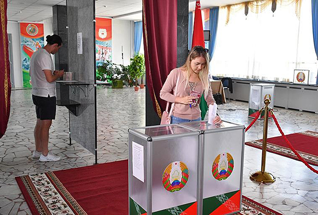 Избирательный участок на выборах президента Белоруссии, 2020 год