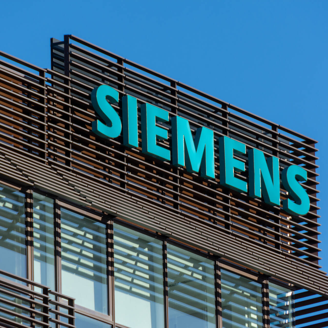 Siemens прекратила поставки в Россию: Бизнес: Экономика: Lenta.ru