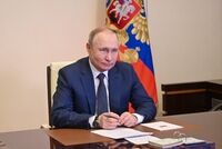 Путин подписал закон о комплексе мер поддержки граждан и бизнеса 