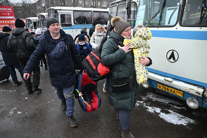 Зеленский назвал число эвакуированных из Киевской области и Сум