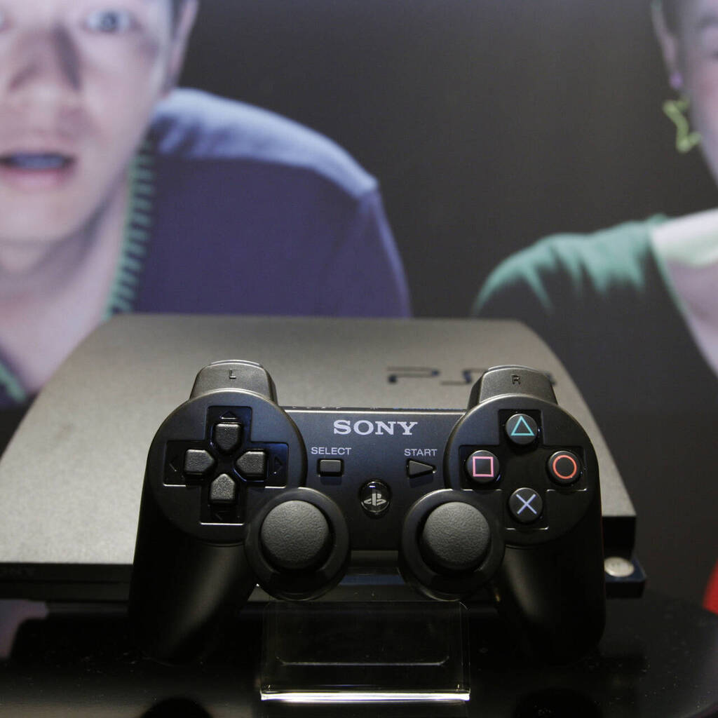 Работа в ps. Work PS. Sony is reportedly working on a PLAYSTATION cloud streaming Handheld.