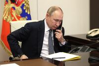 Политолог оценил переговоры Путина с Шольцем и Макроном 