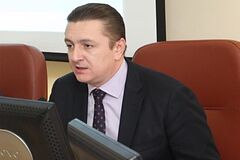 Андрей Кулаков
