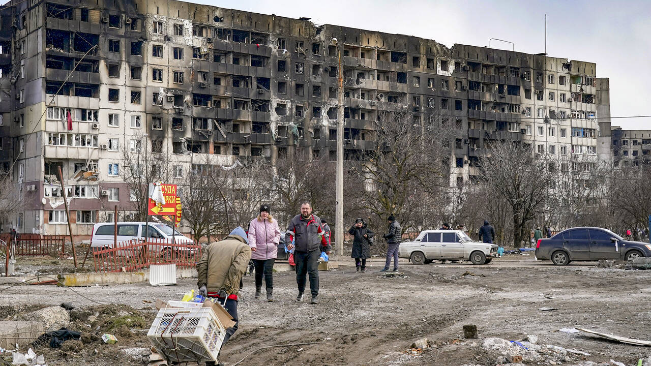 «Победа легкой не бывает» Участники штурма Мариуполя — о жестоких уличных  боях и гуманитарной катастрофе в городе: Украина: Бывший СССР: Lenta.ru