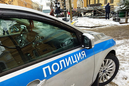 Российским полицейским запретили ездить на служебных иномарках