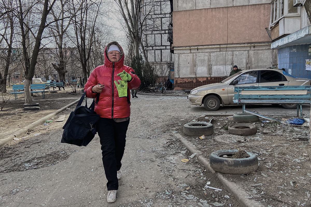 В страшном сне такое не приснится» Что происходит в Мариуполе через месяц  после начала спецоперации на Украине. Репортаж: Украина: Бывший СССР:  Lenta.ru