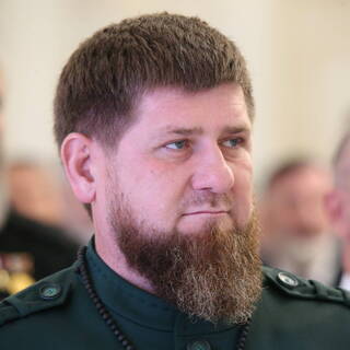 Кадыров встретился с объявленным Киевом погибшим генералом: Политика:  Россия: Lenta.ru