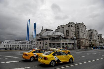 Эксперт объяснил передачу ФСБ данных агрегаторов такси о поездках