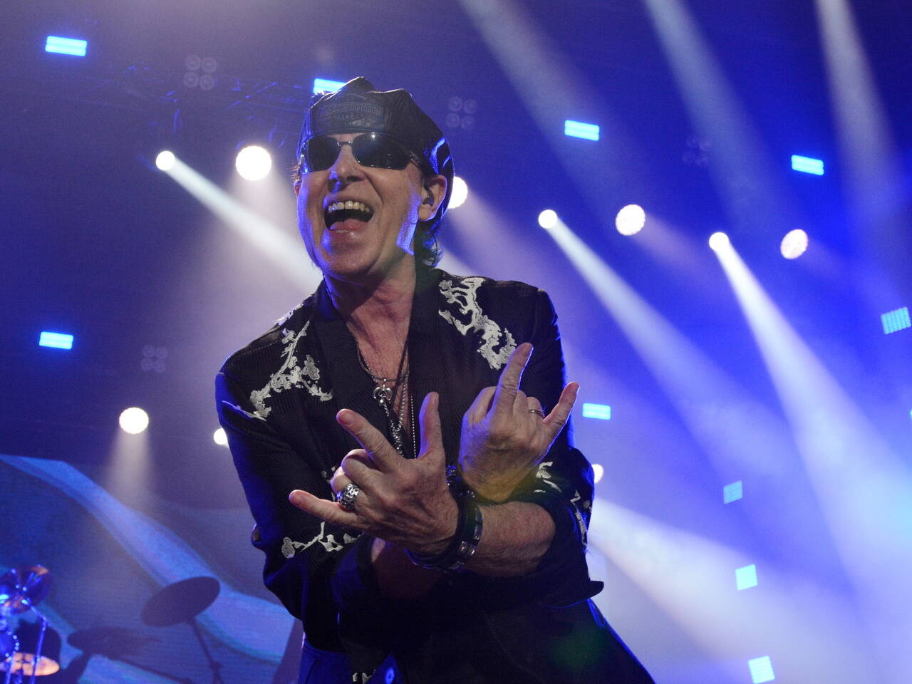Группа Scorpions убрала упоминание Москвы из своей песни Wind of Change:  Музыка: Культура: Lenta.ru