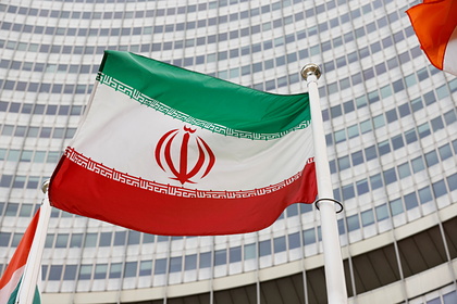 В США оценили угрозу новых санкций против Ирана для ядерной сделки