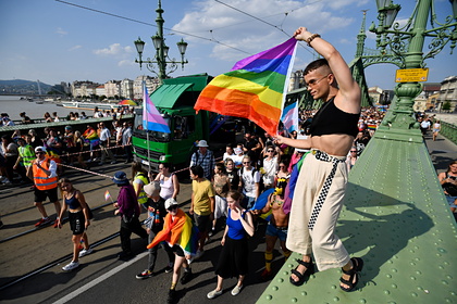 ЛГБТ-сообществу Венгрии предрекли ад из-за премьера Орбана