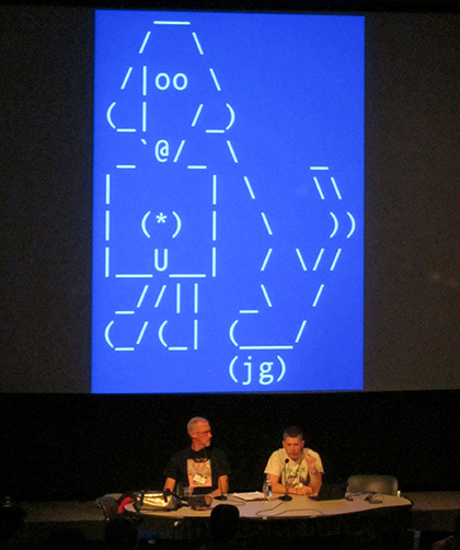 Лого и создатель сети (слева)