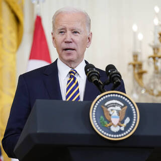 Байден объявит о рекордной распечатке запасов нефти