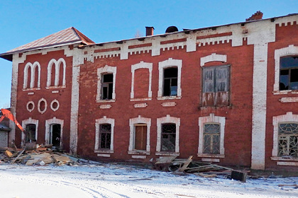 В Новгородской области отреставрируют бывший купеческий клуб